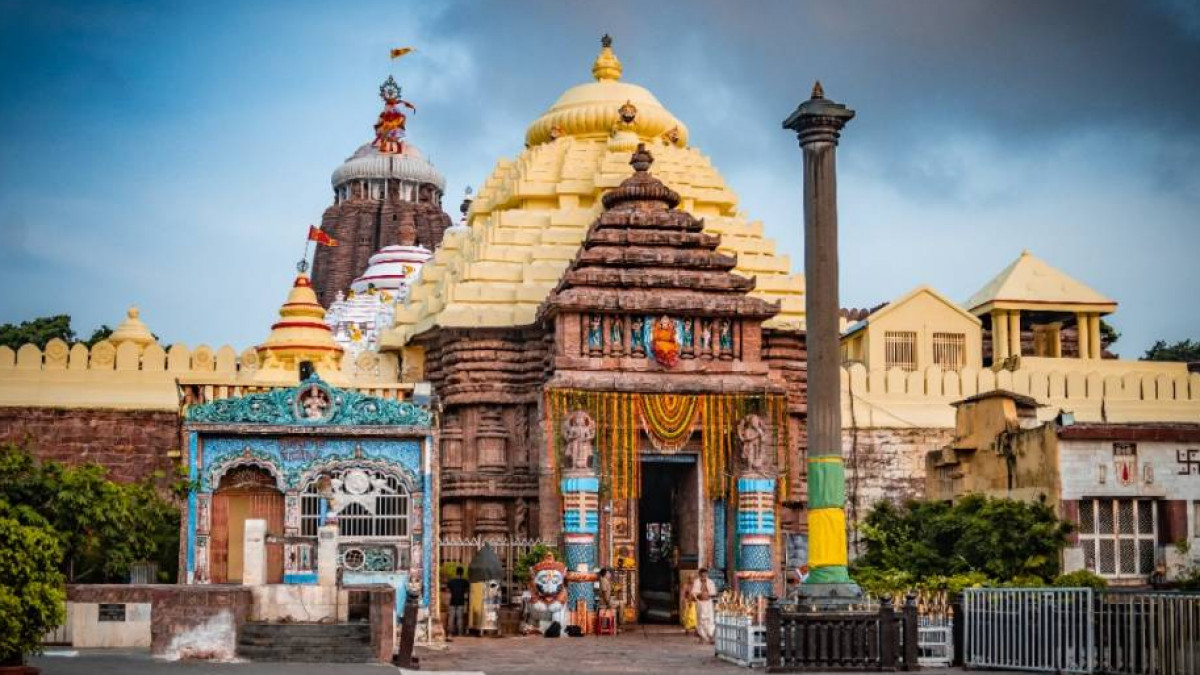 Attractions in Puri: Best Places to Visit in Puri City, Puri Mandir Timing and Places of Interest near Puri